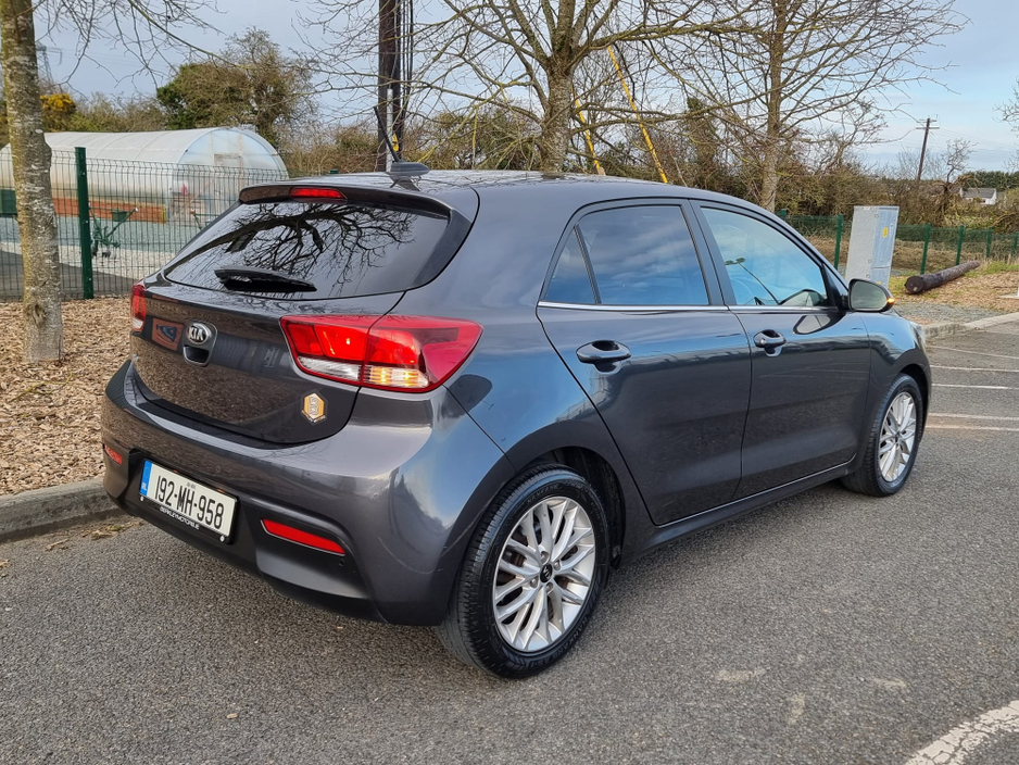 2019 Kia Rio - image 3