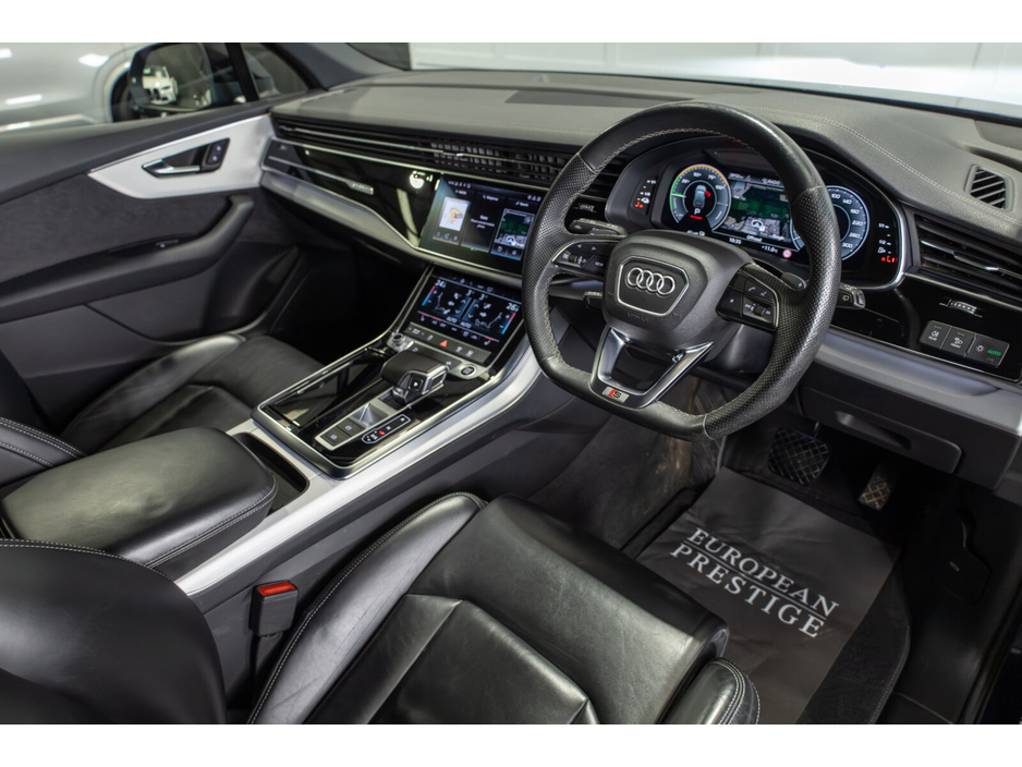 2023 Audi Q7 - image 8