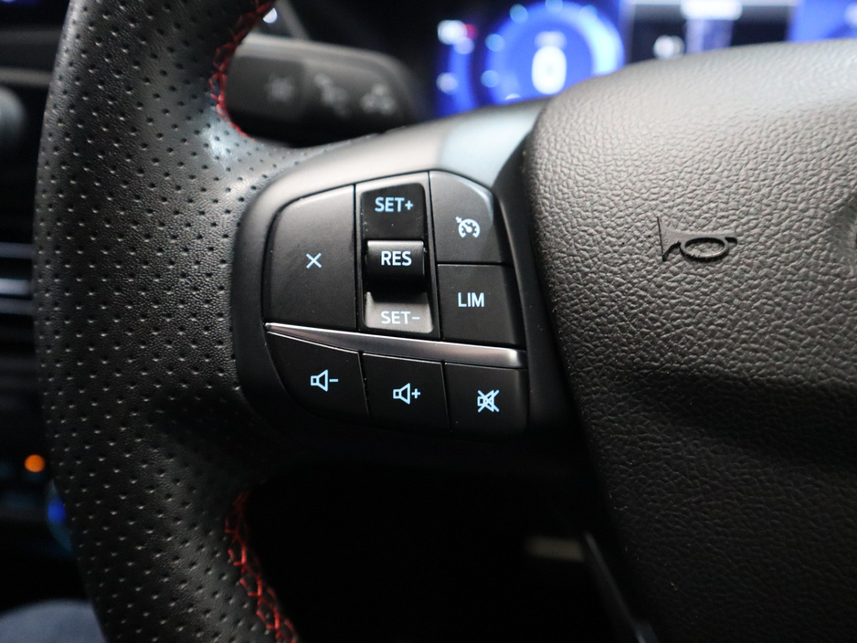 2023 Ford Kuga *2* ST-LINE PHEV CVT €26,900