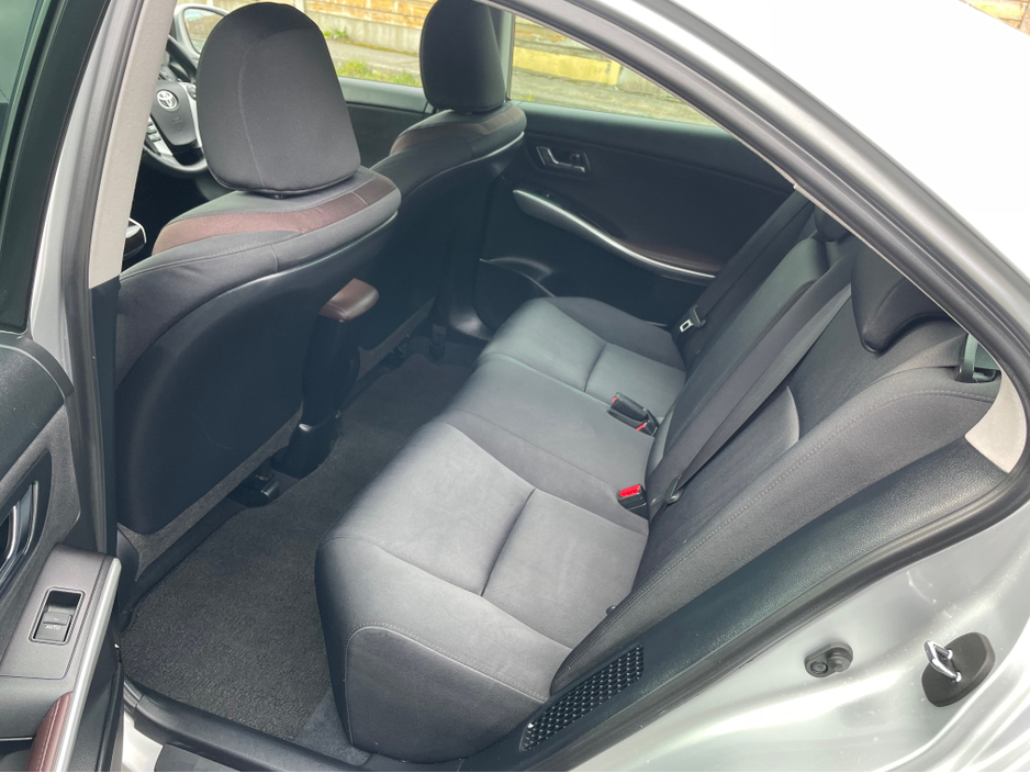 2013 Toyota Sai - image 12