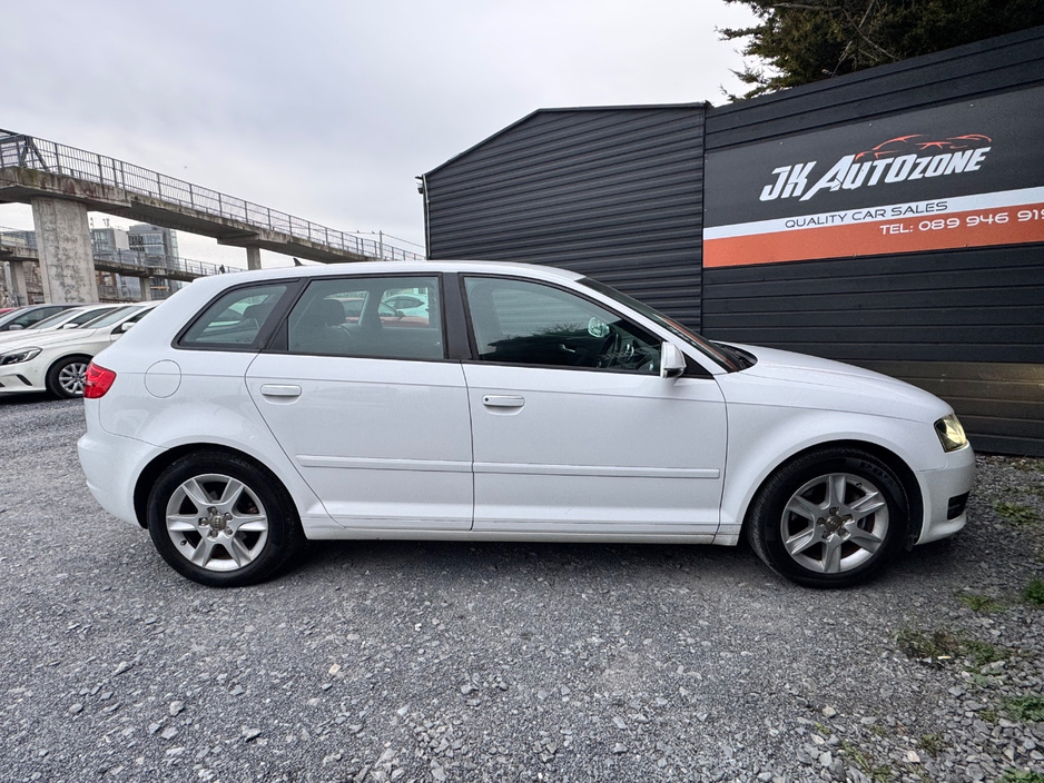 2012 Audi A3 - image 8