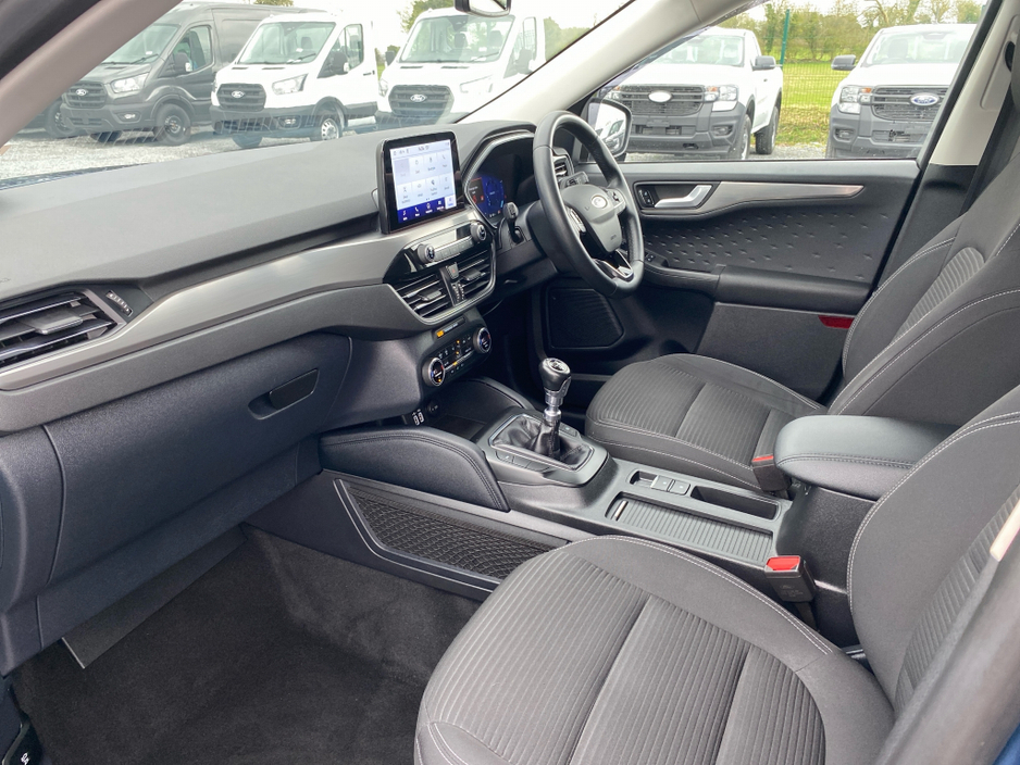 2021 Ford Kuga - image 7