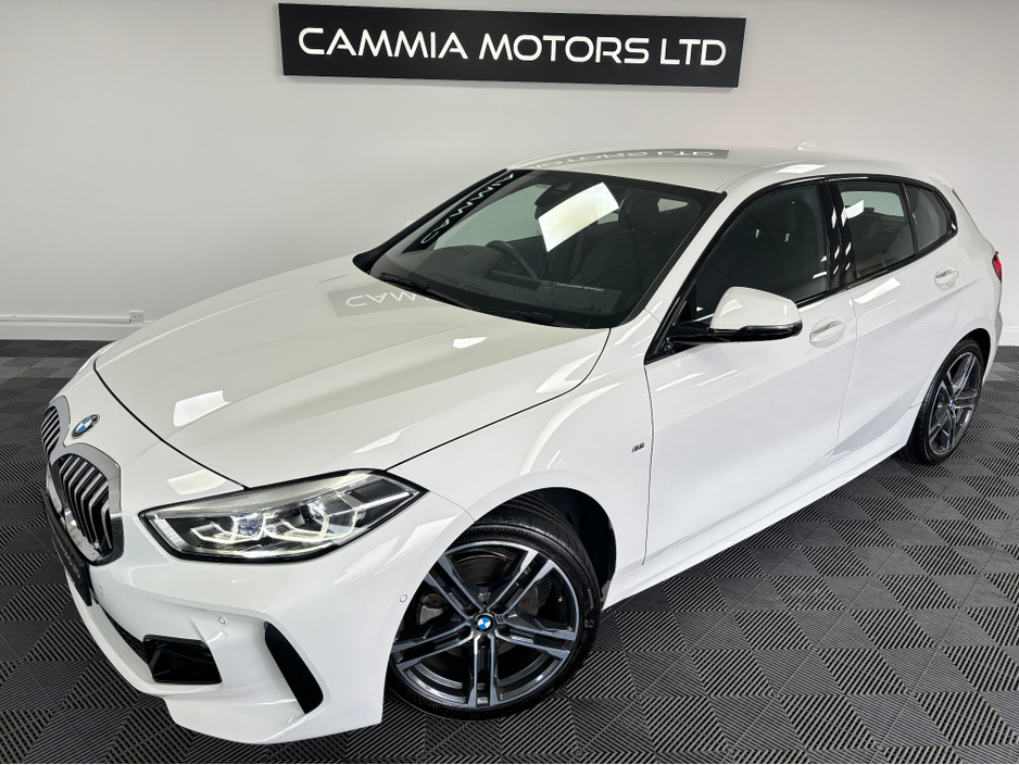 2019 BMW 1 Series - image 2