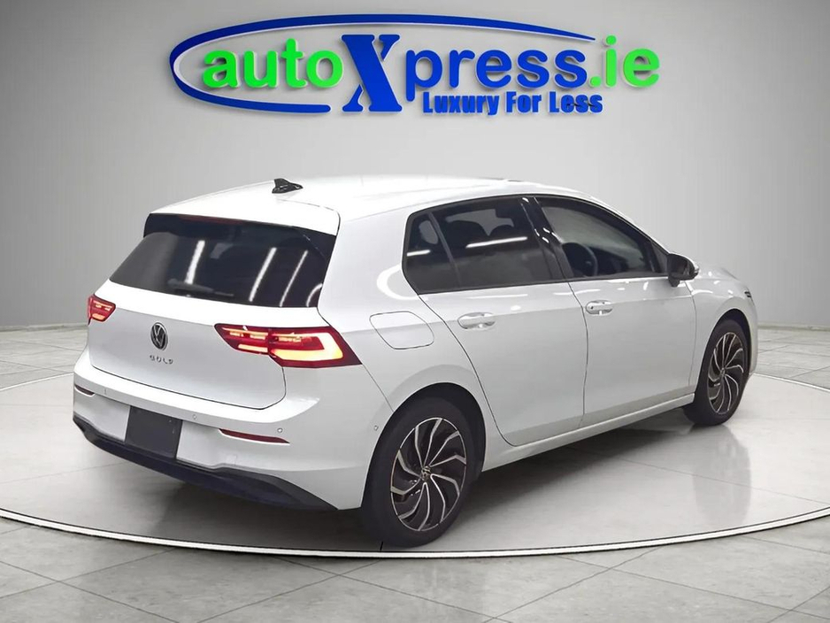 2022 Volkswagen Golf 2.0 TDI Active Automatic, Low mileage €29,995