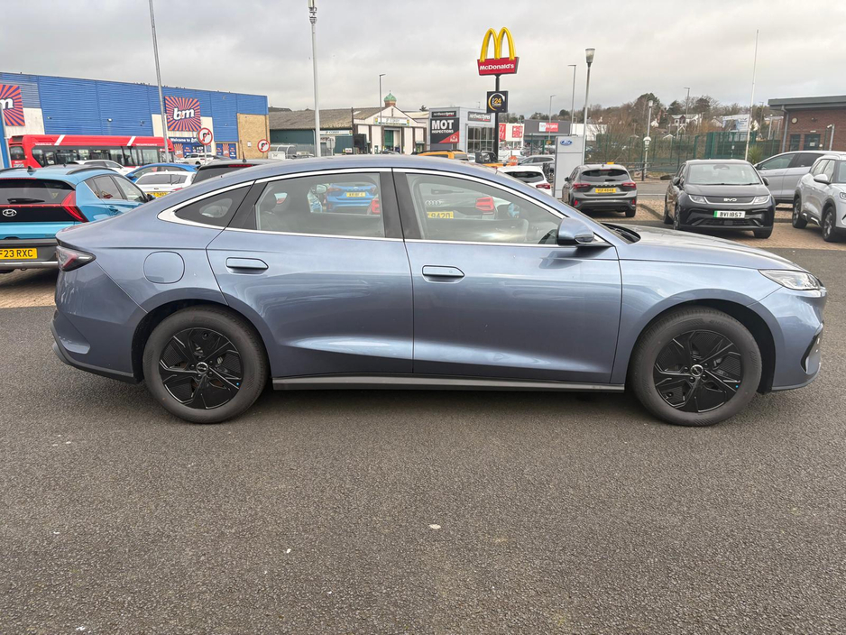 2026 BYD Seal 6 - image 18