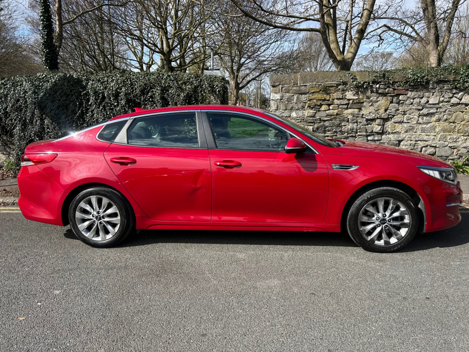 2016 Kia Optima - image 9