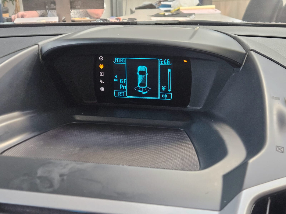 2015 Ford Grand C-Max - image 14