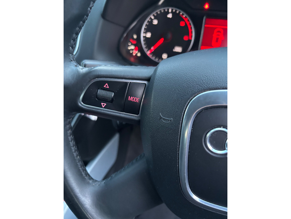 2011 Audi Q5 - image 25