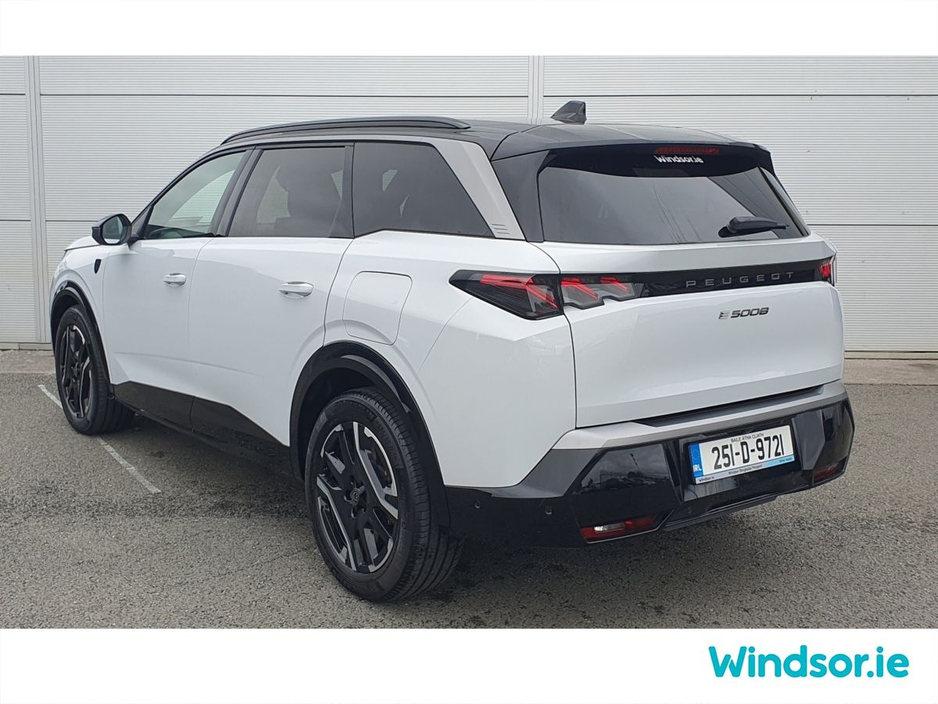 2025 Peugeot 5008 Electric GT 73kwh 210hp €50,995