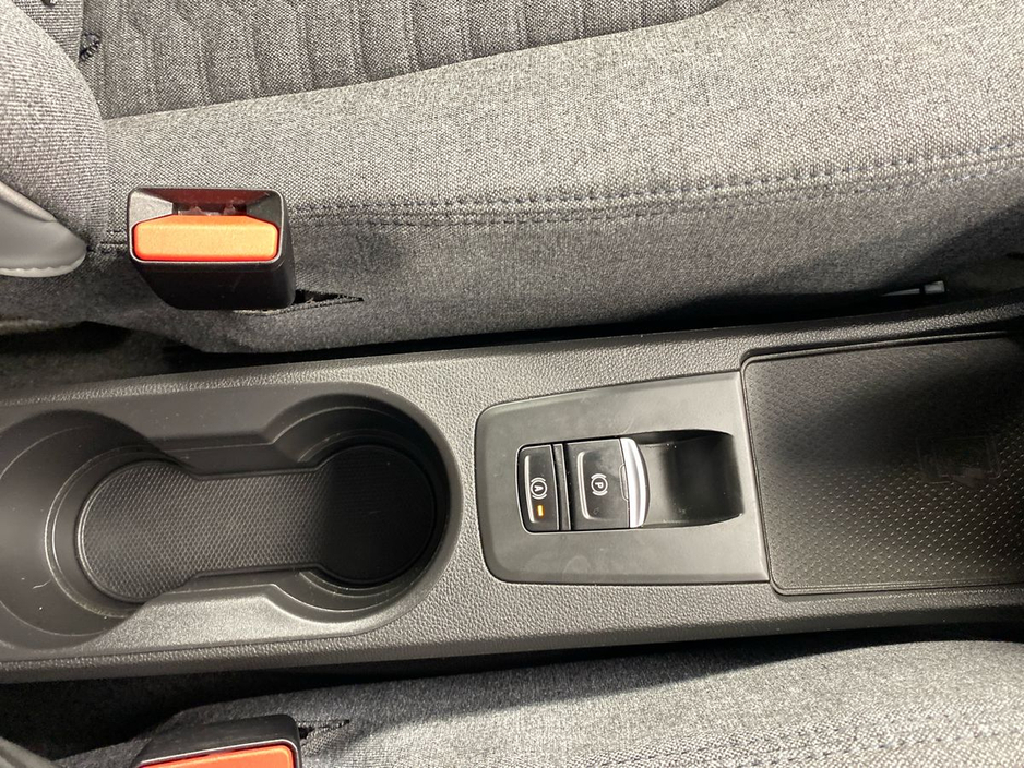 2021 Renault Zoe - image 20