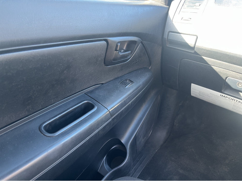 2016 Toyota Hilux - image 11