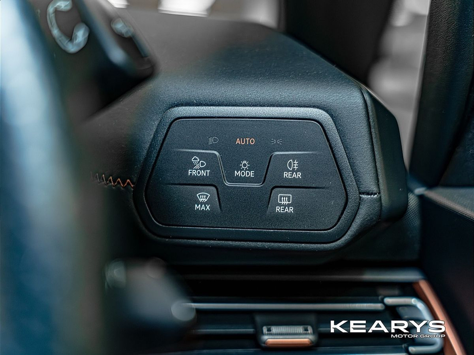 2022 Cupra Born - image 13