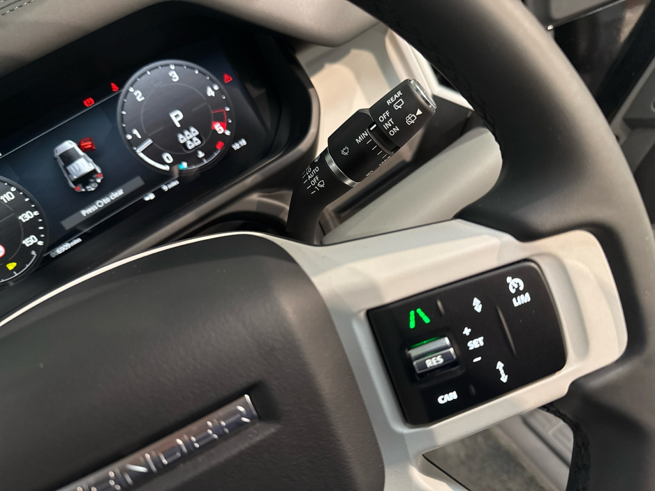 2025 Land Rover Defender 110 D350 DIESEL *N1 Commerical €98,750