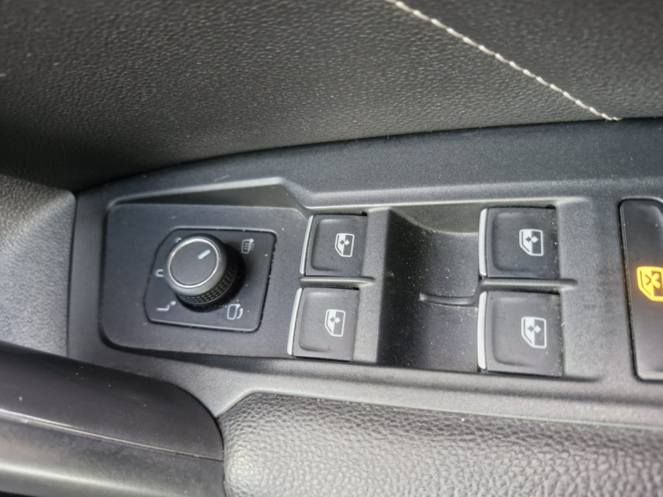 2022 Volkswagen Tiguan R-LINE 2.0 TDI D7F 150HP 5DR AU €41,950