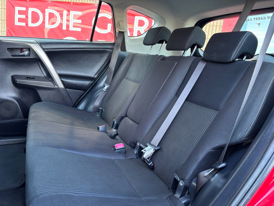 2015 Toyota Rav4 D-4D 125 (2.0) 2WD Luna €10,950