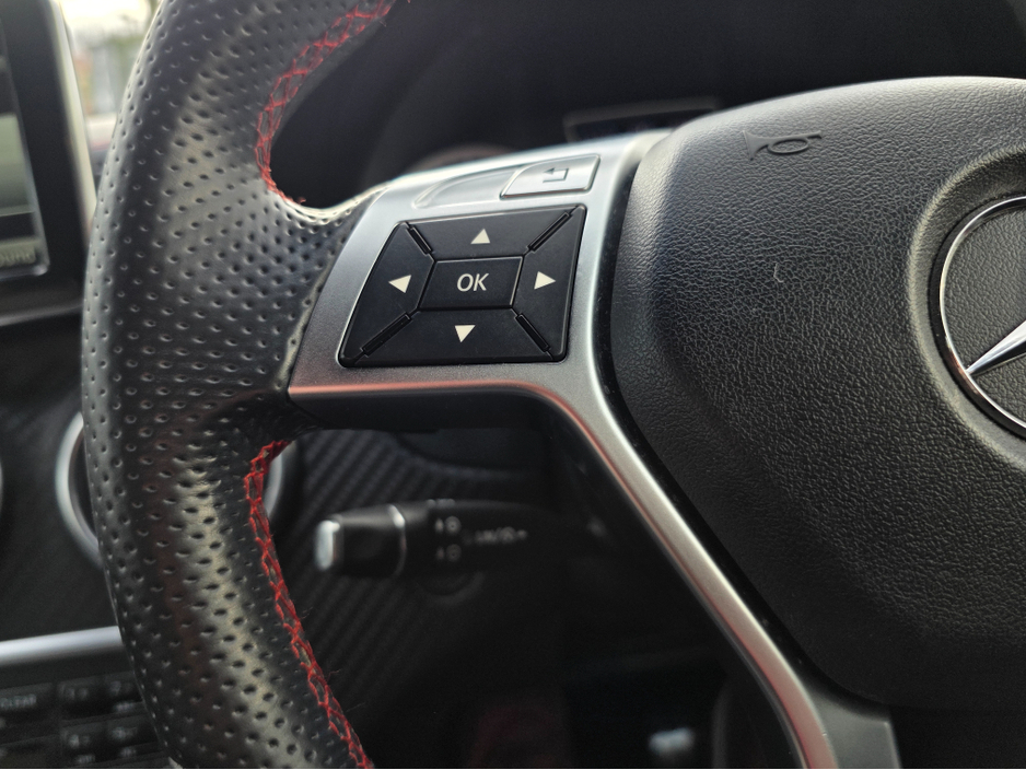 2013 Mercedes-Benz A Class ( 132 REG ) A180 AMG INTERIOR FULL LEATHER  HEATED ELECTRIC SEATS / HI SPEC  LOW ROAD TAX BAND / SIMI DEALER €13,450