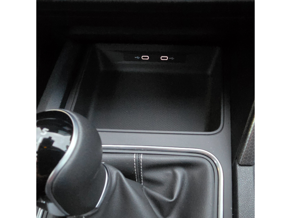 2025 SEAT Leon 1.5 TSI 115hp SE €28,995