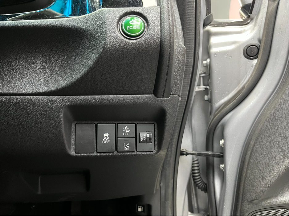 2020 Honda Shuttle €14950! 2020 HONDA SHUTTLE HV SENSING 1.5 AUTOMATIC / CRUISE CONTROL / REVERSE CAMERA AND MORE €14,950