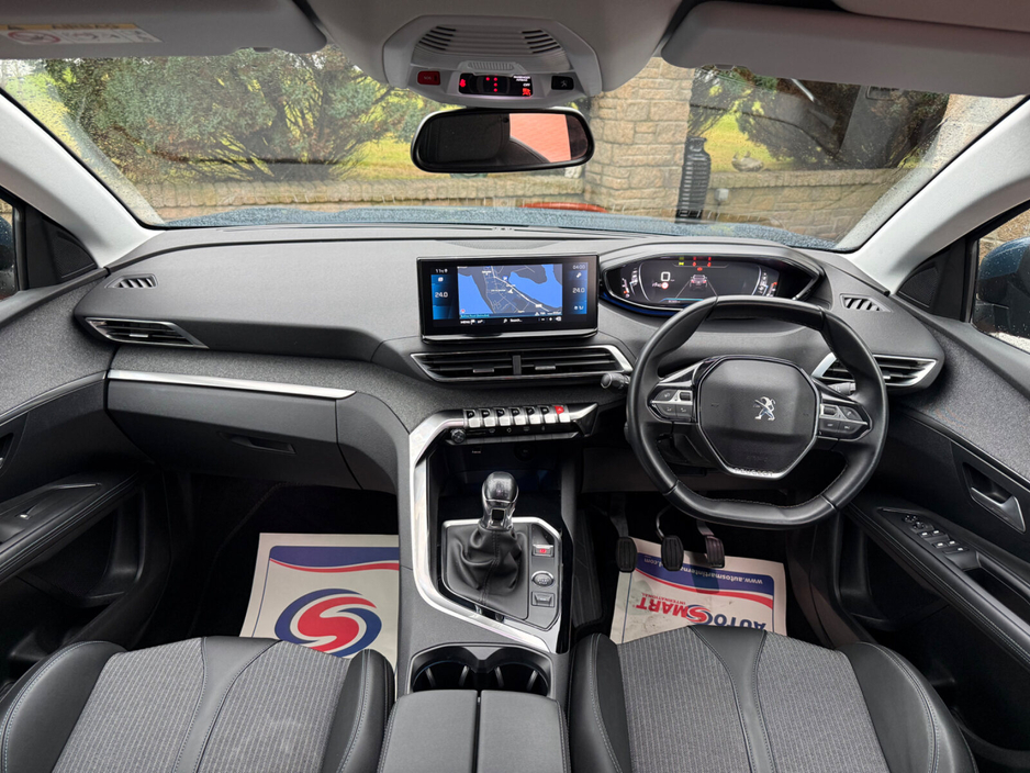 2021 Peugeot 3008 - image 18