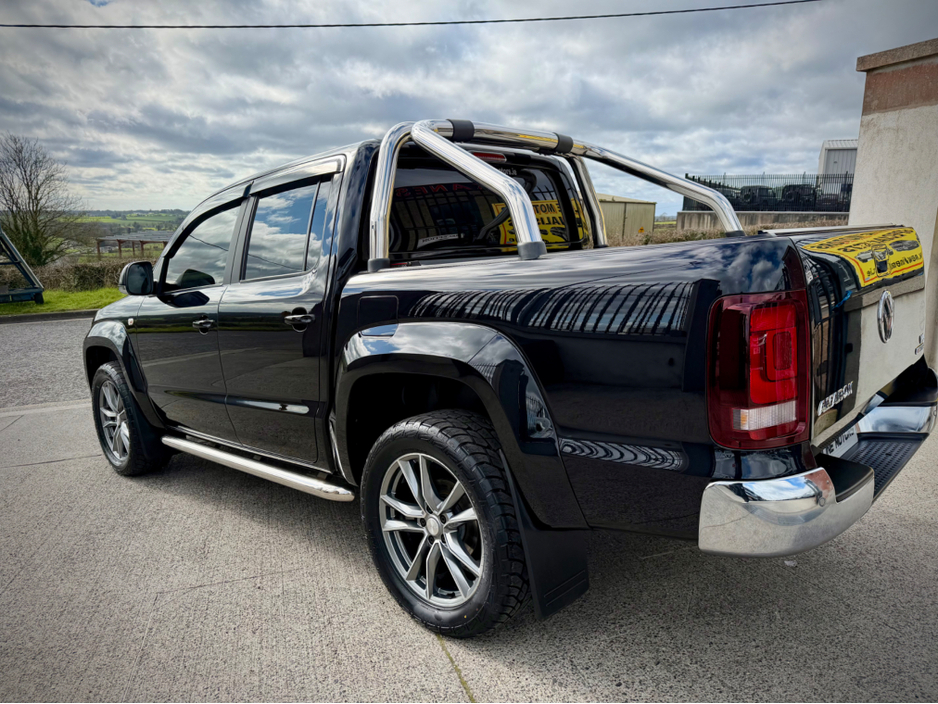 2020 Volkswagen Amarok - image 8