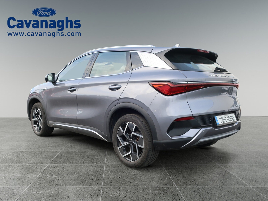 2023 BYD ATTO 3 - image 3