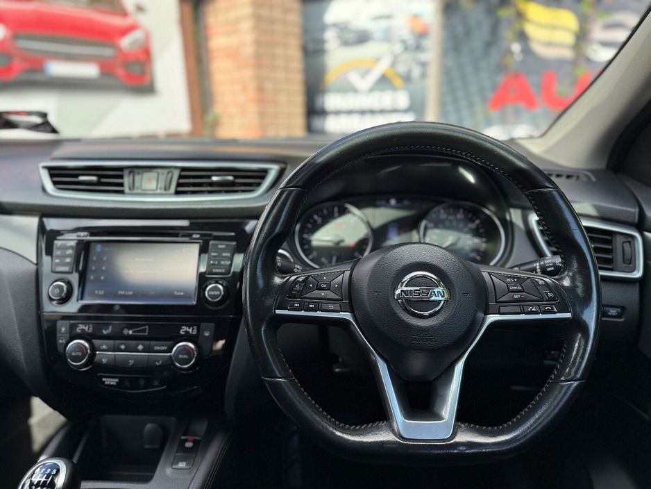 2017 Nissan Qashqai 1.5 DSL XE €12,700