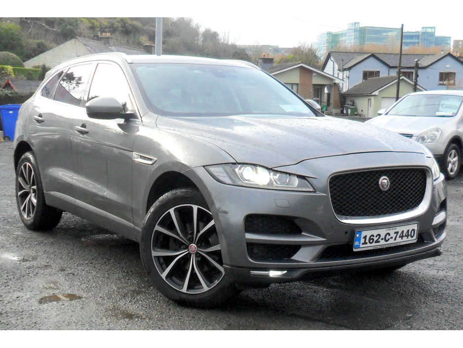 2016 Jaguar F-Pace 2.0 D PORTFOLIO  AUTO.......NCT 09/26........ENGINE REBUILT BY JAGUAR €18,995