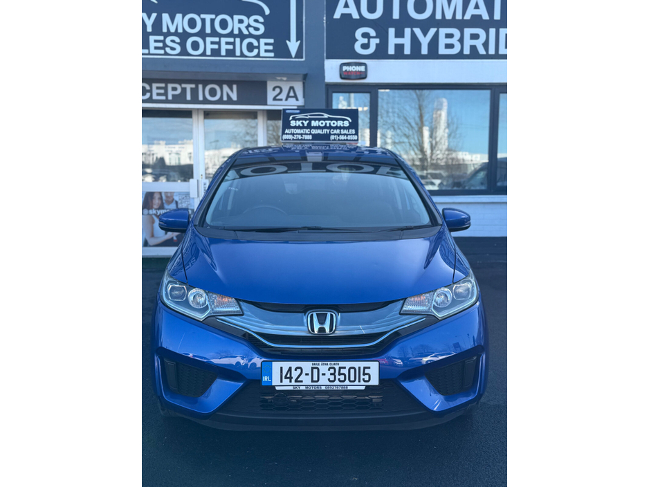 2014 Honda Fit - image 3