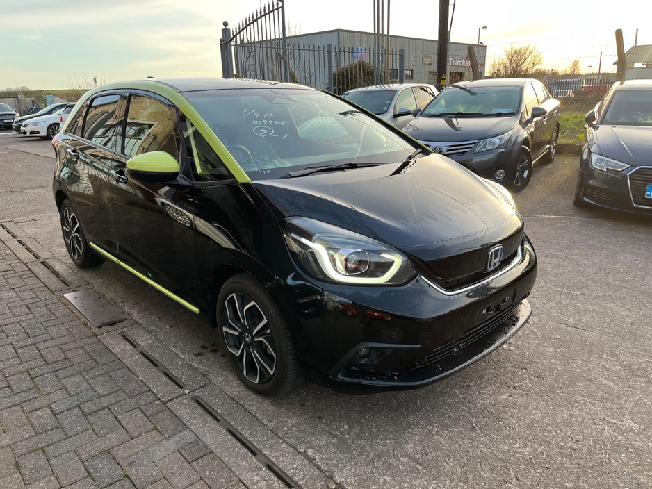 2020 Honda Fit - image 3