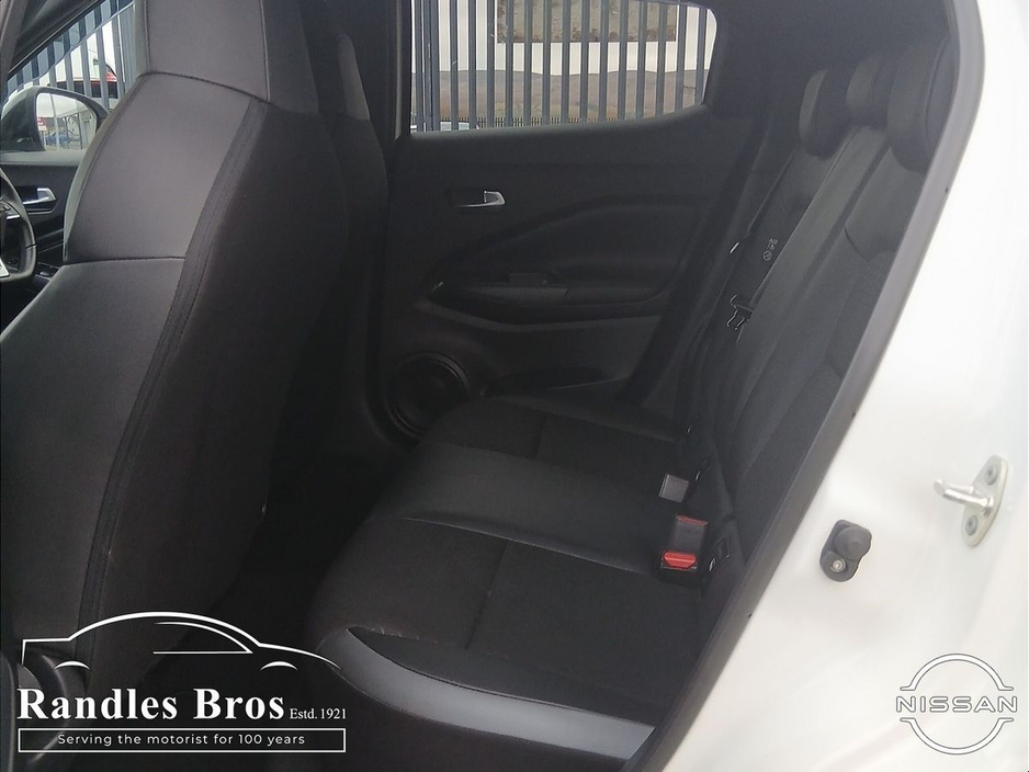 2024 Nissan Juke - image 13