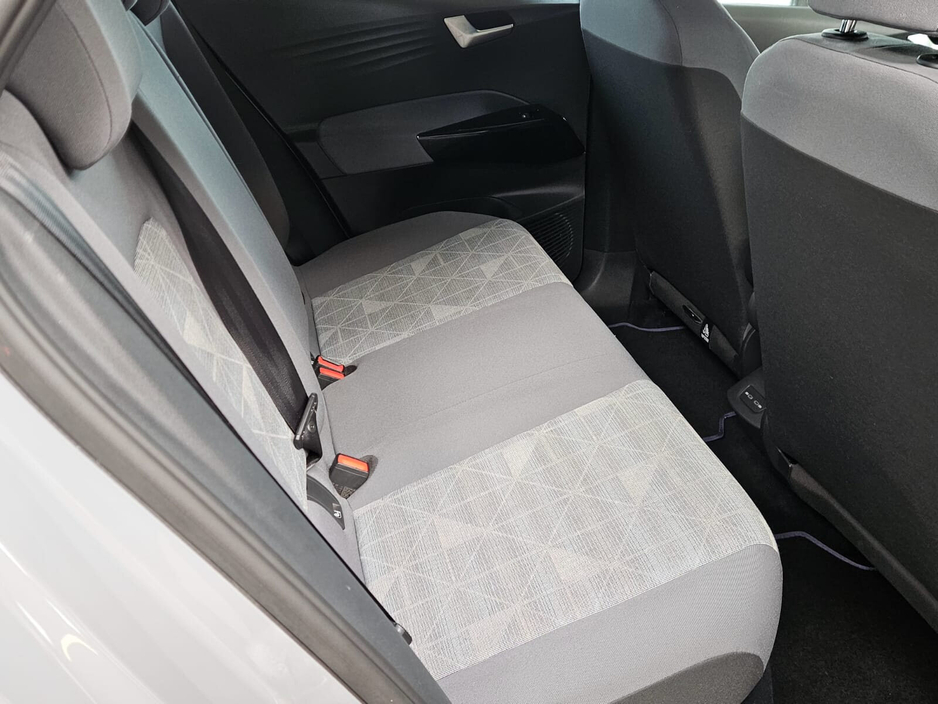 2023 Volkswagen ID.3 - image 6