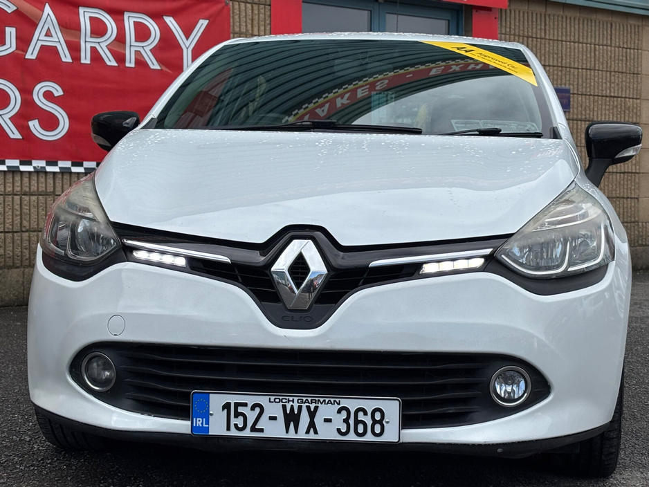 2015 Renault Clio - image 3