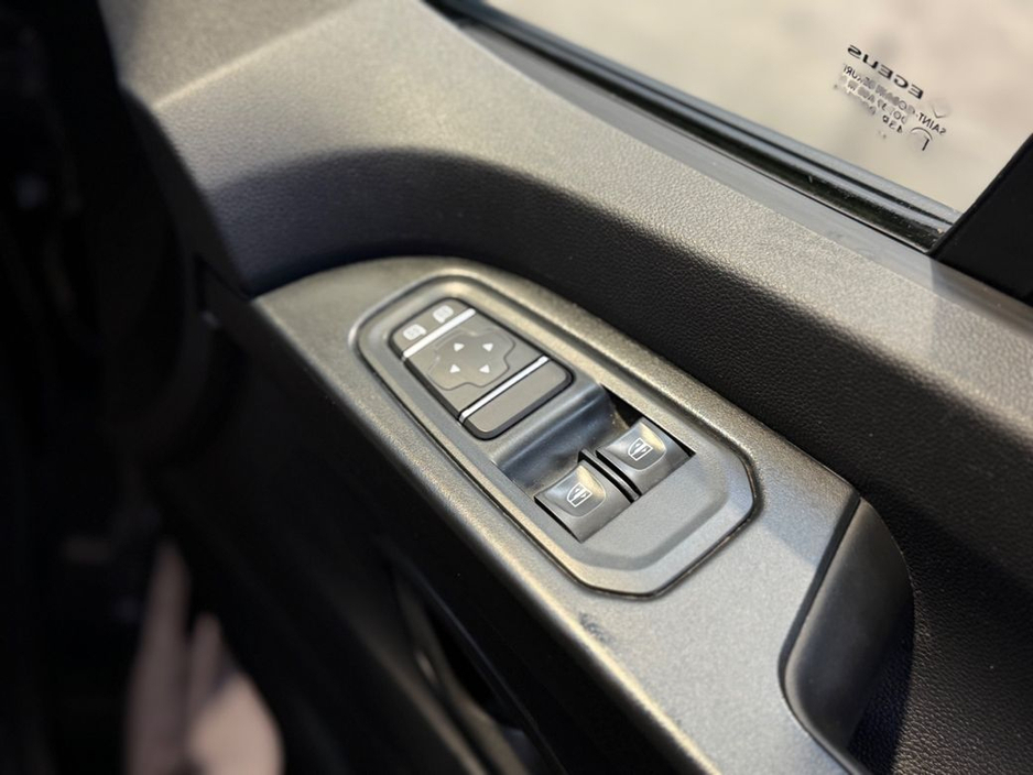 2023 Renault Trafic LL30 BUSINESS PLUS DC // LOW MILEAGE // VAT INVOICE // €20,950