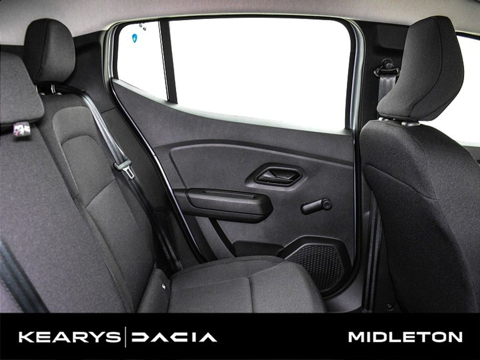 2021 Dacia Sandero - image 15