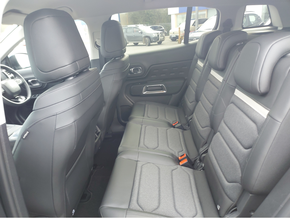 2026 Citroen C5 Aircross Plus Puretech 1.5 130BHP €47,185