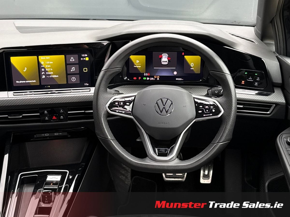 2023 Volkswagen Golf - image 11