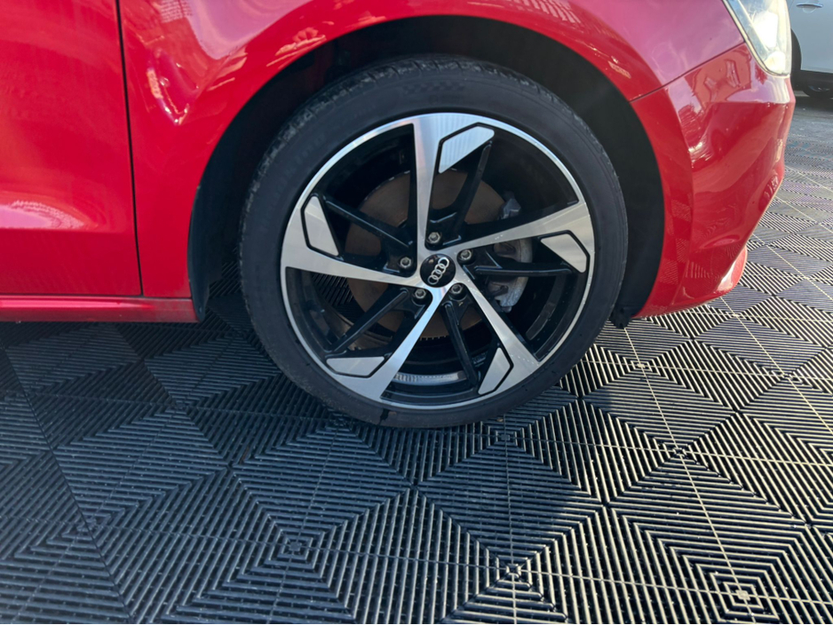 2014 Audi A1 - image 3