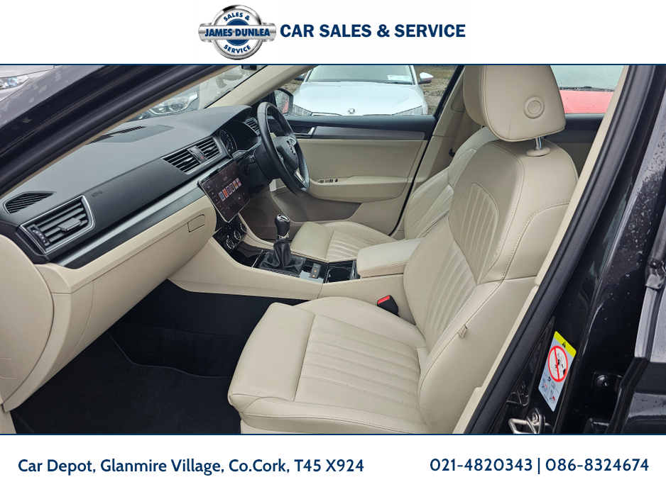 2019 Skoda Superb - image 12