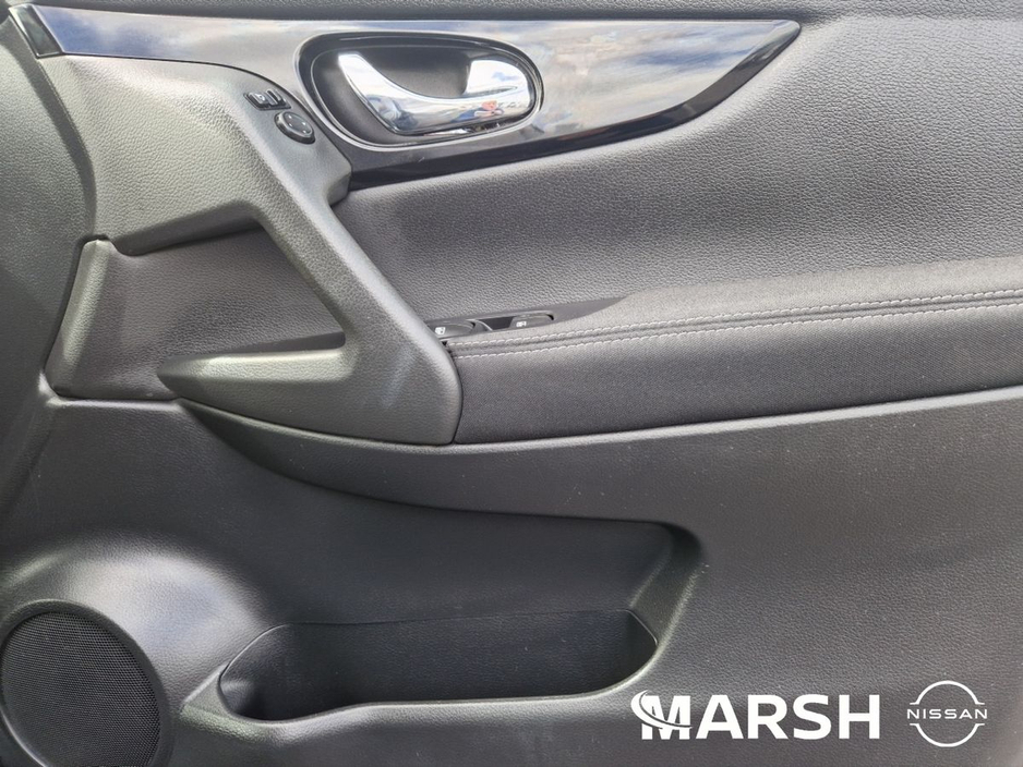 2019 Nissan Qashqai - image 17