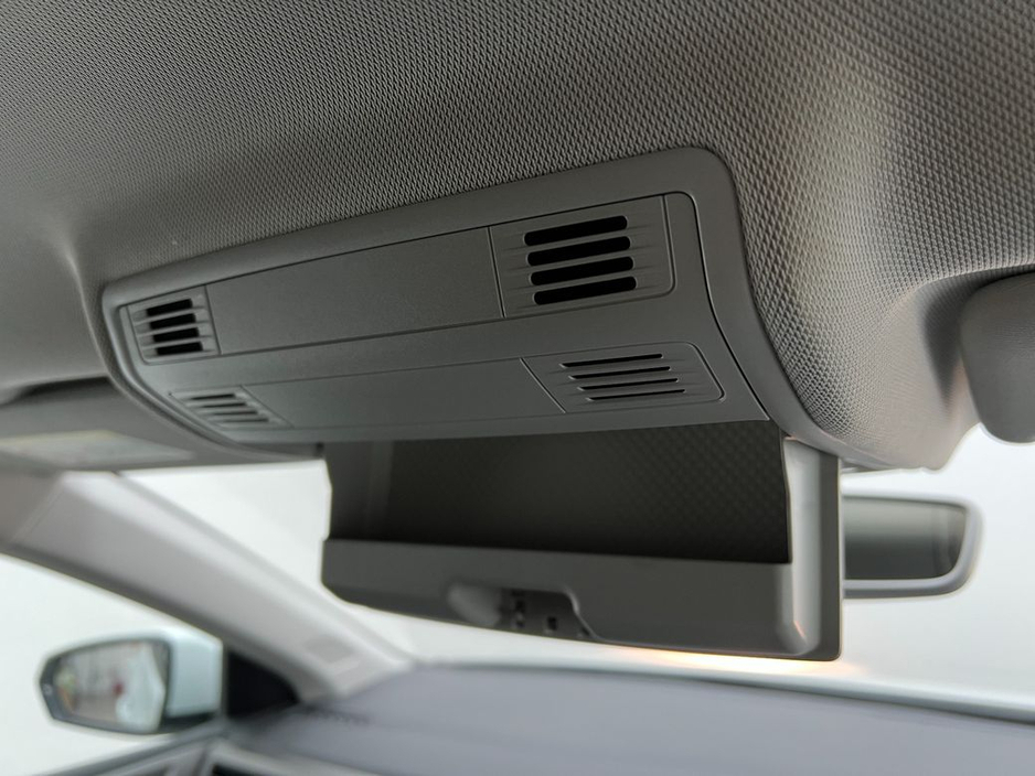 2018 Volkswagen Polo - image 30