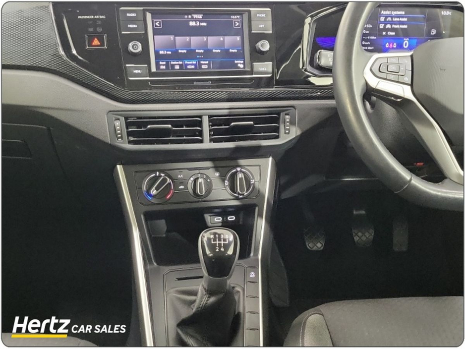 2024 Volkswagen Polo - image 14