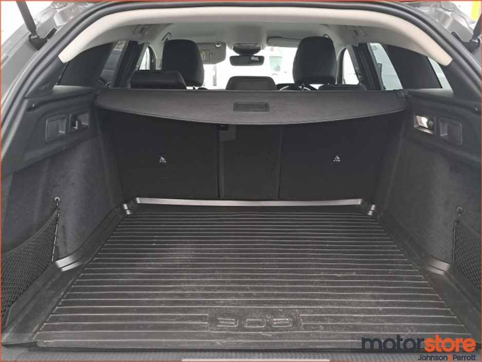 2025 Peugeot 308 1.2 Puretech 130bhp Allure Auto €35,900