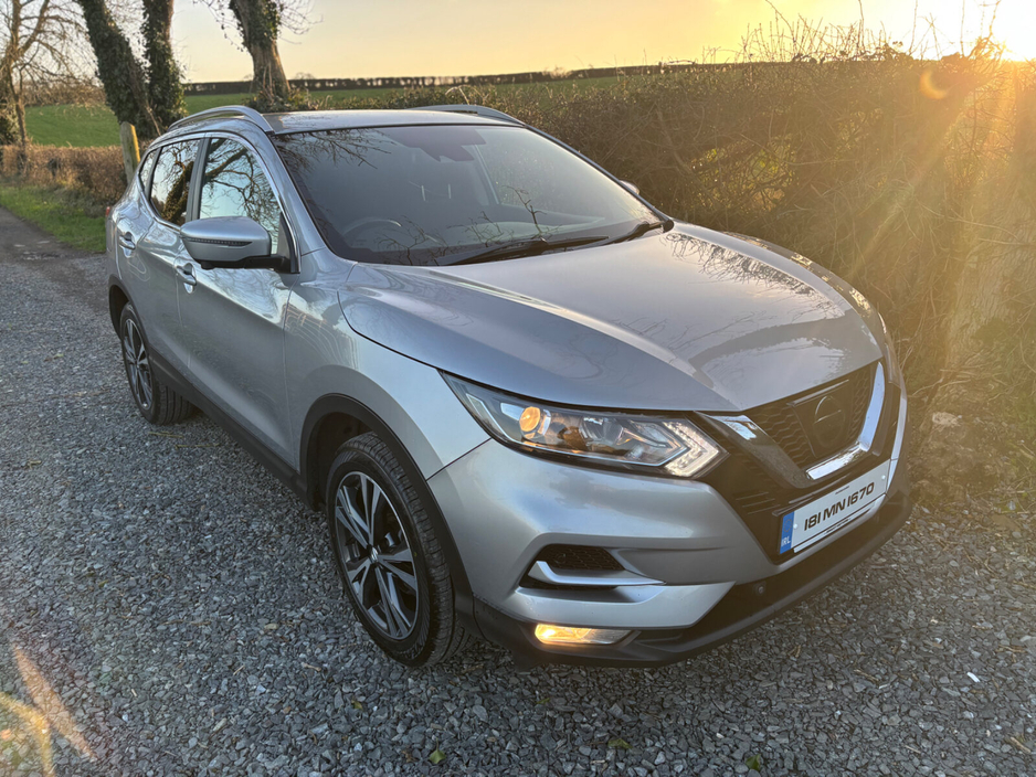 2018 Nissan Qashqai - image 4