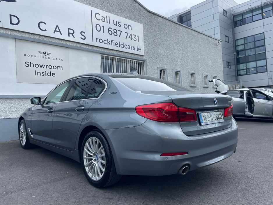 2018 BMW 5 Series - image 4