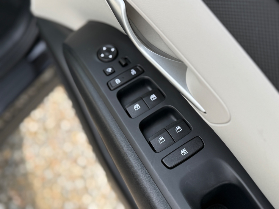 2021 Hyundai Tucson - image 17