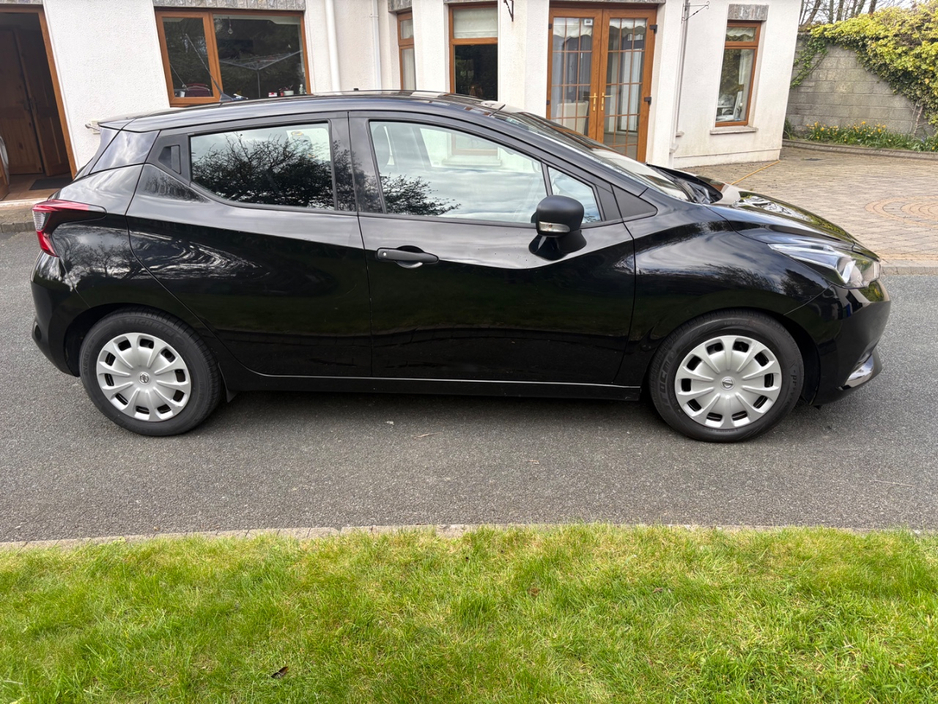 2019 Nissan Micra - image 5