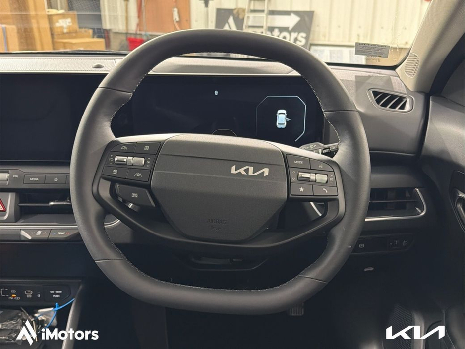 2026 Kia K4 - image 16