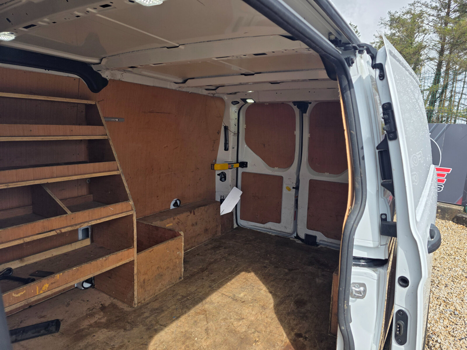 2021 Ford Transit - image 7