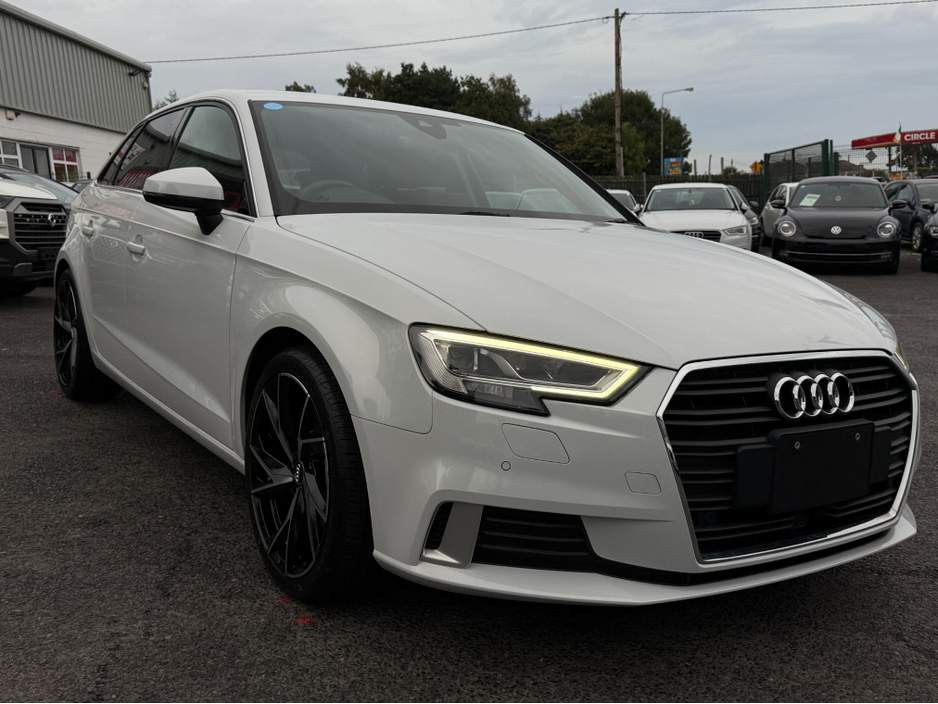 2020 Audi A3 1.4 FULL LEATHER SEATS / VIRTUAL COCKPIT -  SMARTPHONE INTERFACE- SATNAV - VIRTUAL COCKPIT - NAVIGATION REVERSING CAMERA -BLIND SPOT - PARKING SENSORS- LEATHER €25,500
