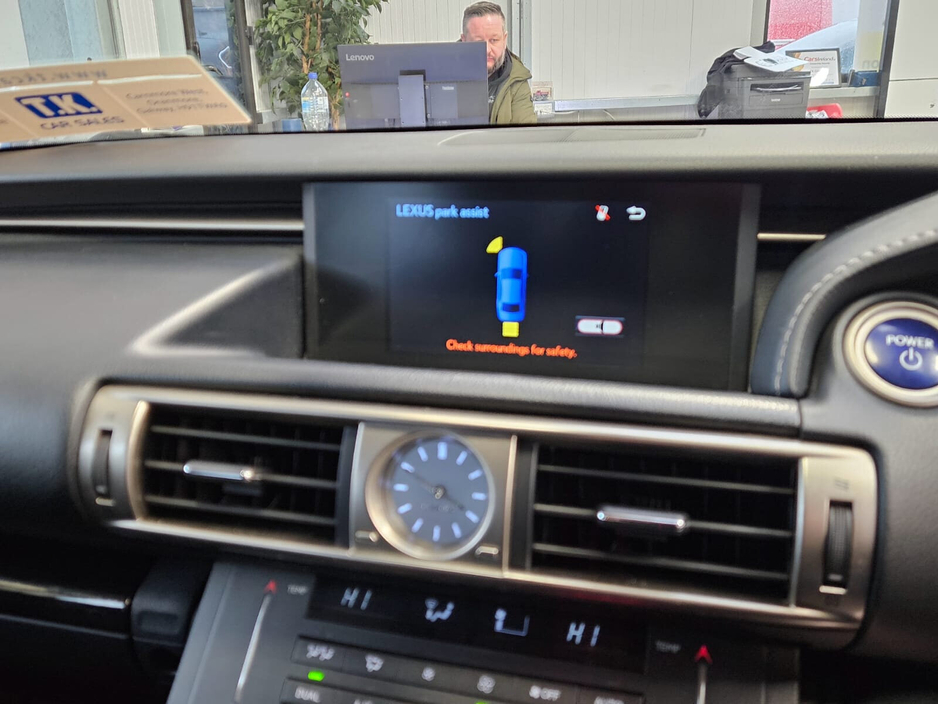 2015 Lexus IS 300 h 300h Executive